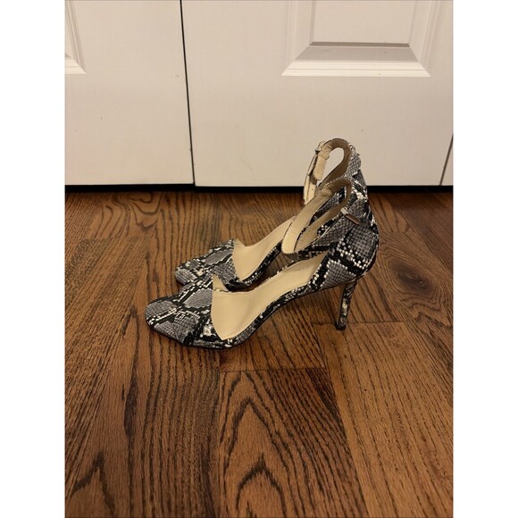 Nine West Snake Print Open Toe High Heel Shoes Size 8.5 - Picture 3 of 5